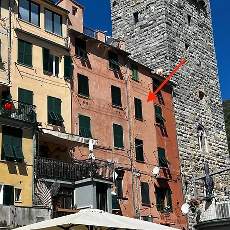 Portovenere, Vista Sulla Calata *