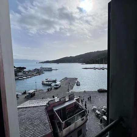Portovenere, Vista Sulla Calata